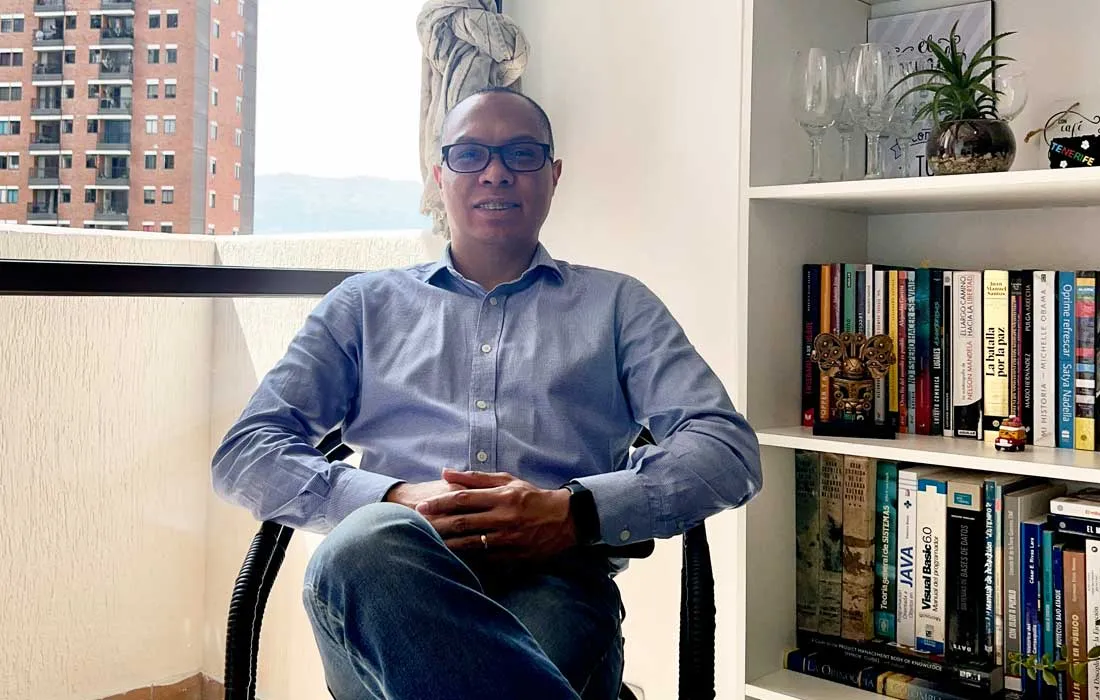 Egresado javeriano desarrolló un gobierno autogestionado para incentivar la colaboración entre desarrolladores de software