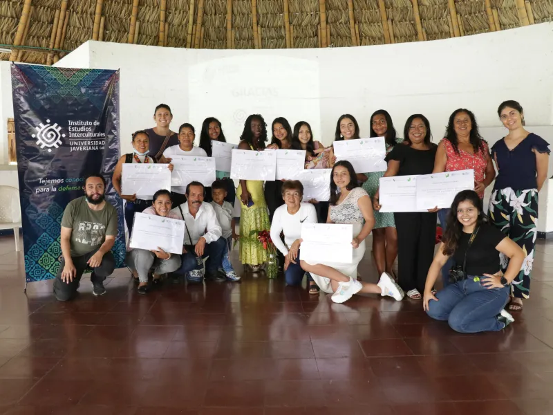 Mujeres Cultivando Horizontes: Herramientas para el Cuidado de la Vida Rural Mujeres Cultivando Horizontes: Herramientas para el Cuidado de la Vida Rural
