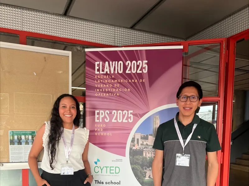 El poder de la investigación: estudiantes javerianos ganan beca para participar en ELAVIO 2025  El poder de la investigación: estudiantes javerianos ganan beca para participar en ELAVIO 2025