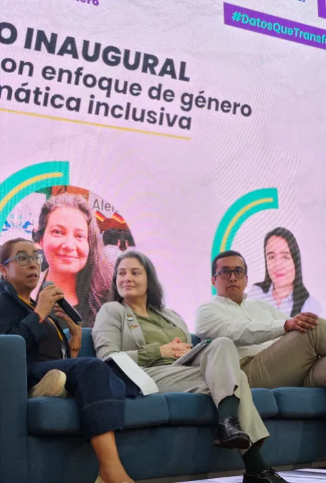 El poder de los datos y las voces de las mujeres frente al cambio climático El poder de los datos y las voces de las mujeres frente al cambio climático